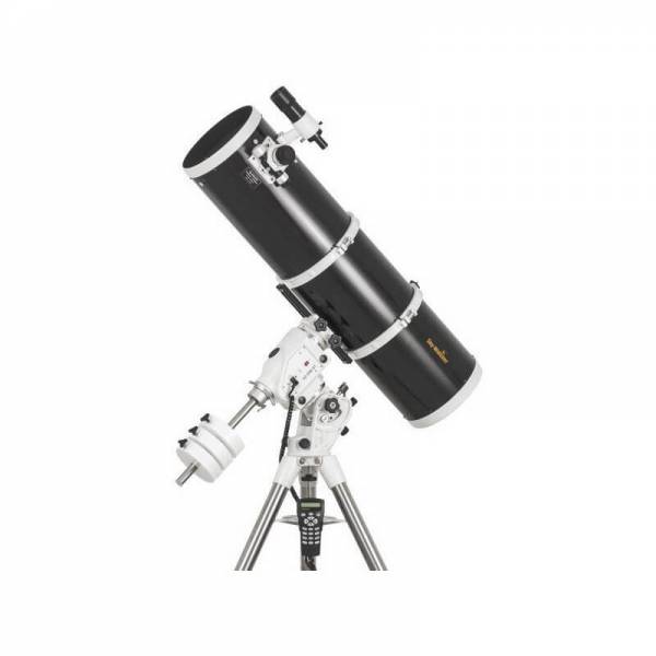 Télescope SKY WATCHER Black Diamond Dual Speed 200/1000 sur AZEQ6 Pro Goto